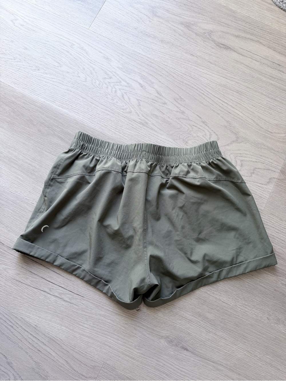 ZYIA Summer Shorts - Olive Green (Small) - Picture 3 of 3